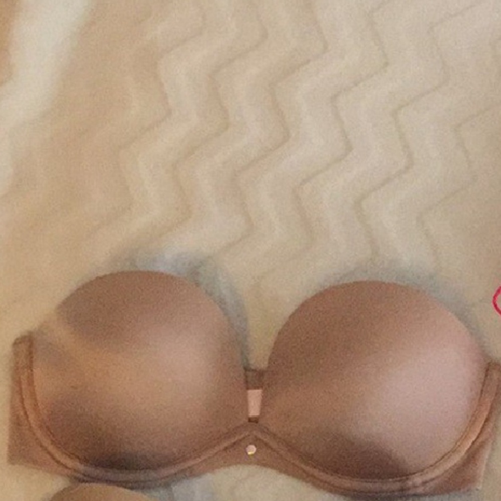 VS strapless bra